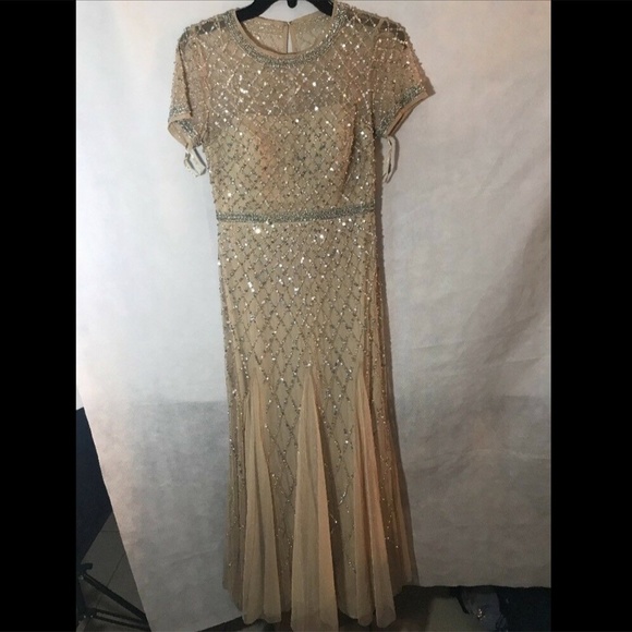 $328 Adrianna‎ Papell Cap Sleeve Beaded Mesh Gown Champagne [Petite 2P ]